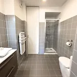 De L'arsenal Royal Apartmán *