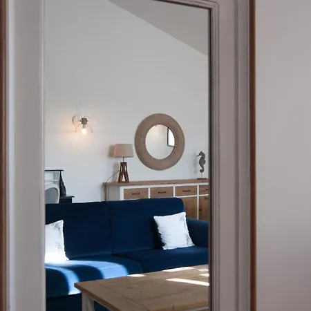 Apartman De L'arsenal Royal - Meubles De Tourisme *