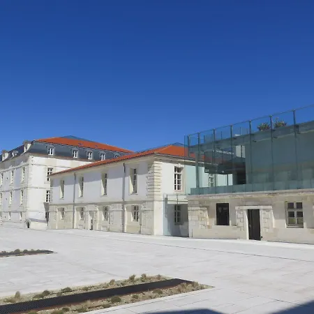 Apartman De L'arsenal Royal - Meubles De Tourisme Rochefort