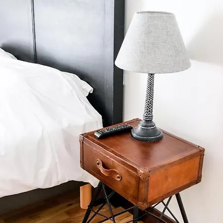 De L'arsenal Royal - Meubles De Tourisme Rochefort