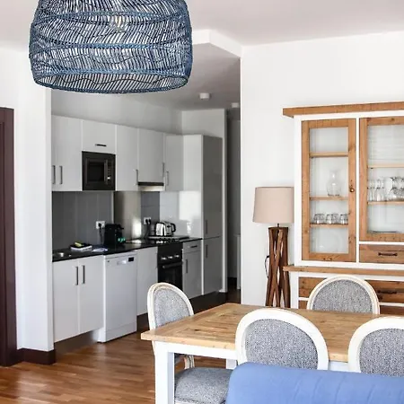 De L'arsenal Royal - Meubles De Tourisme *