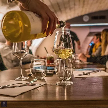 De L'arsenal Royal - Meubles De Tourisme Apartman Rochefort