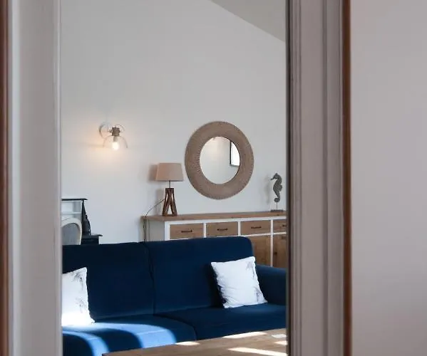 Apartamento De L'arsenal Royal - Meubles De Tourisme *