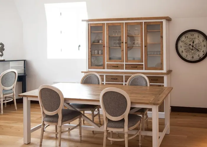 De L'arsenal Royal - Meubles De Tourisme Apartamento