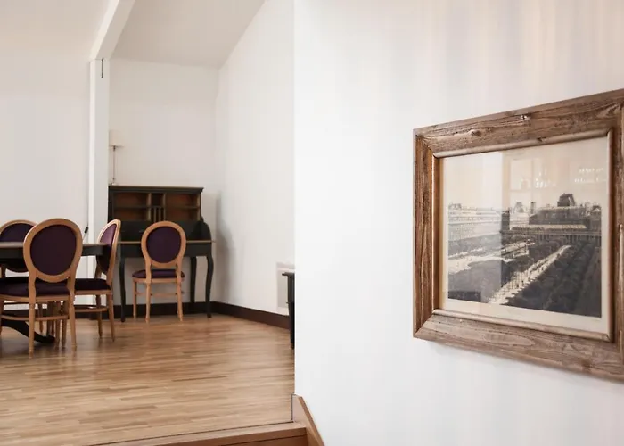 De L'arsenal Royal - Meubles De Tourisme Apartamento *