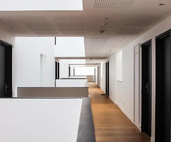 De L'arsenal Royal - Meubles De Tourisme Apartamento