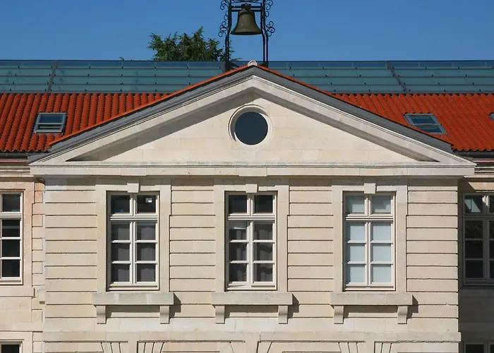 De L'arsenal Royal - Meubles De Tourisme Rochefort (Charente-Maritime)