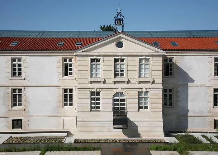 De L'arsenal Royal - Meubles De Tourisme Apartamento *