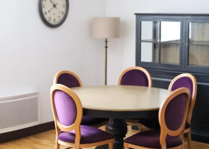 Apartamento De L'arsenal Royal - Meubles De Tourisme