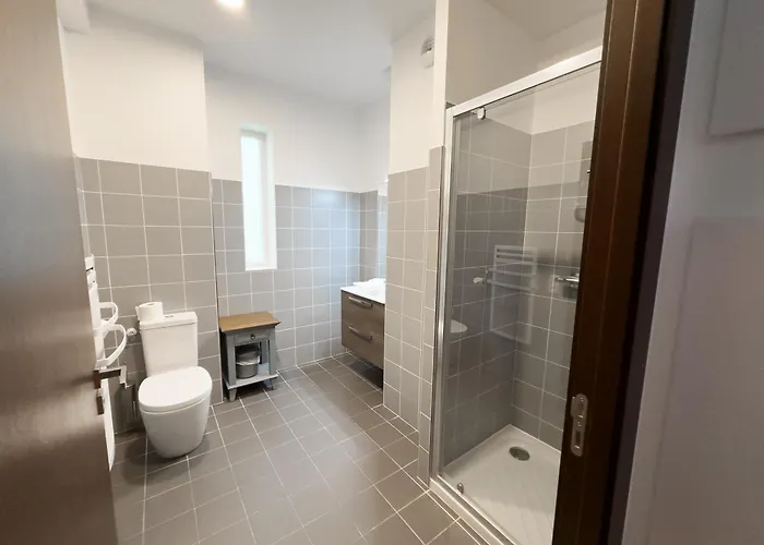 Apartamento De L'arsenal Royal - Meubles De Tourisme *