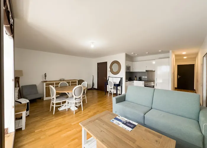 Résidence De L'arsenal Royal - Meublés De Tourisme Apartamento